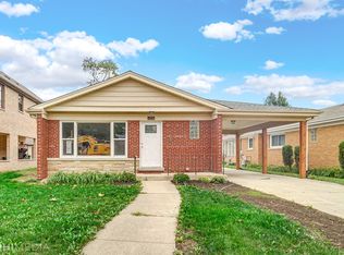 725 N Seminary Ave, Park Ridge, IL 60068