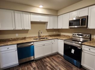 614 3rd St #3-1-2, Snohomish, WA 98290