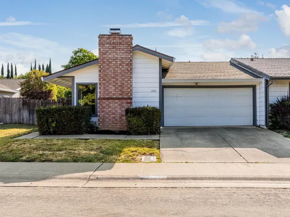 2923 Aquino Dr, Sacramento, CA 95833
