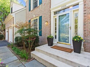 8008 Chippenham Ct, Fairfax Station, VA 22039