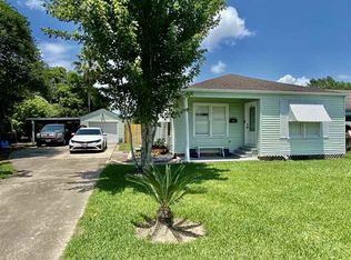 175 Charles Ave, Bridge City, TX 77611