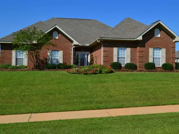 60 Cotton Creek Blvd, Enterprise, AL 36330