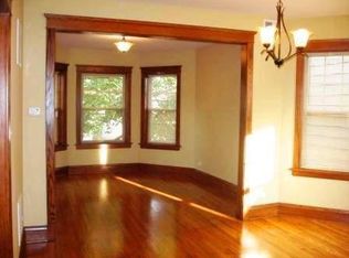 2528 N Hamlin Ave, Chicago, IL 60647