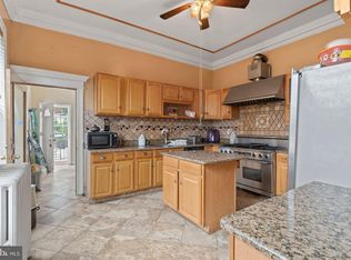 5441 N American St, Philadelphia, PA 19120