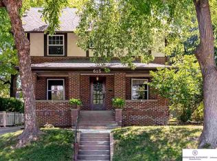 615 S 55th St, Omaha, NE 68106