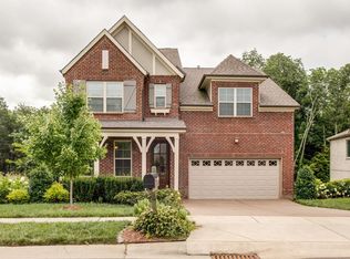 8046 Warren Dr, Nolensville, TN 37135