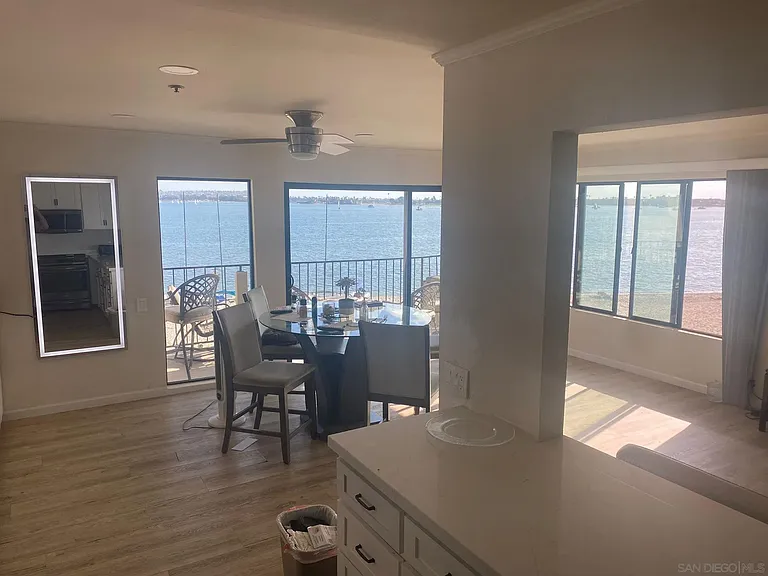 1235 Parker Pl #2M — Photo 1