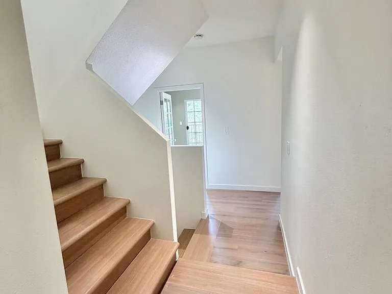 1515 Indiana Ave — Photo 15