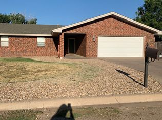 1433 Lexington Rd, Clovis, NM 88101