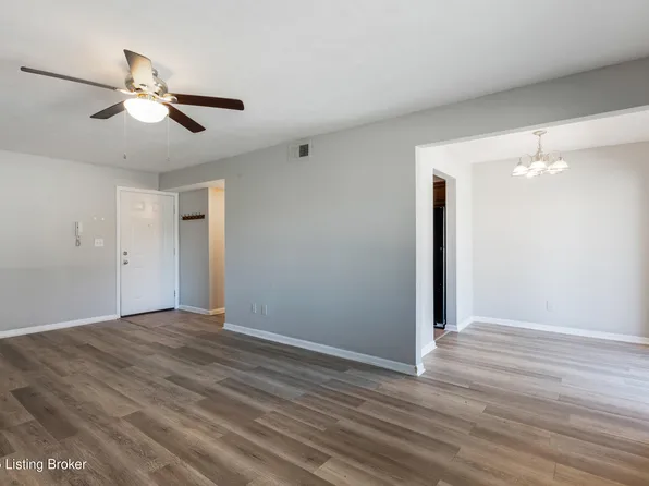 4208 Wisteria Landing Cir Unit 207, Louisville, KY 40218