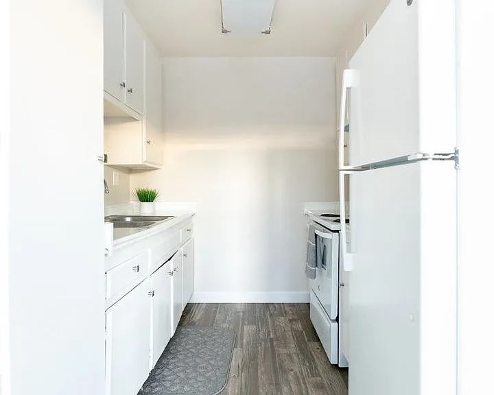 Greentree Apartments — Photo 62
