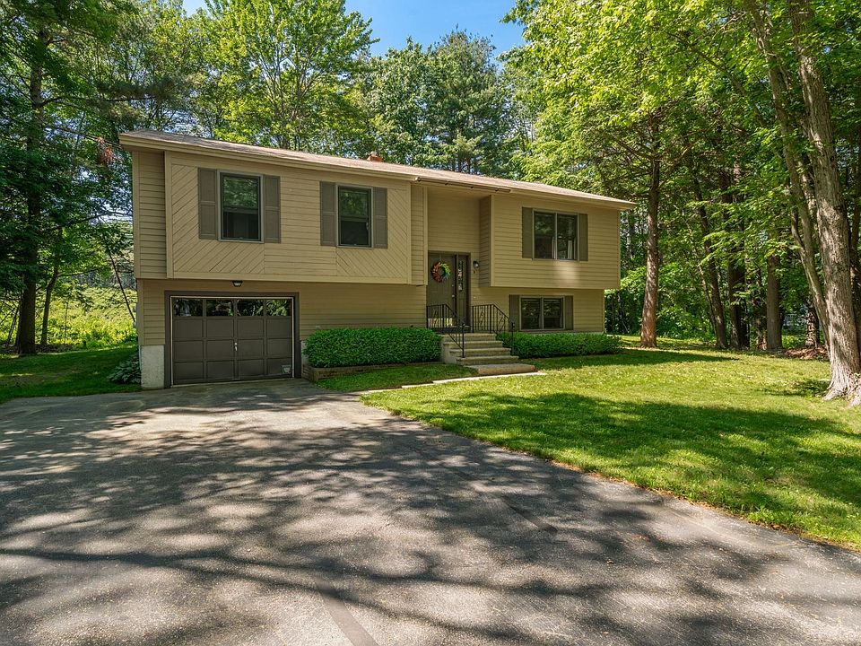 1st image of 5 Chestnut Hill Drive
