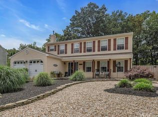 906 Columbus Dr, Brick, NJ 08724