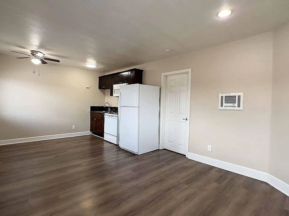 1 bed, 500 sqft, $1,735 — Photo 1