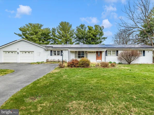 6 Schaller Ln, Smithsburg, MD 21783