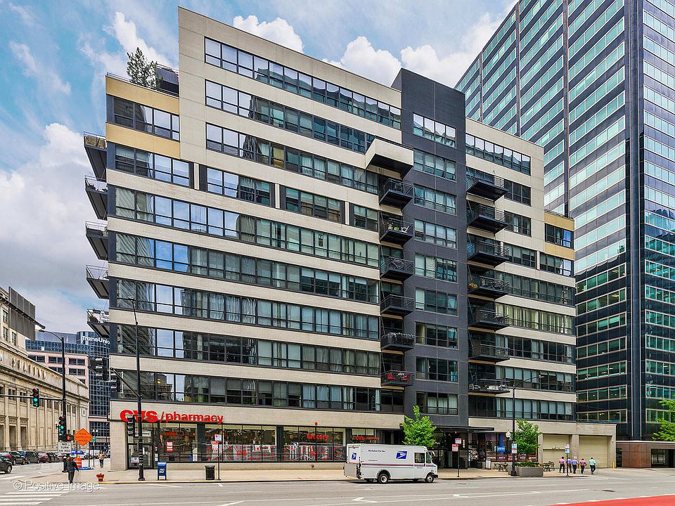 1st image of 130 S Canal St APT 622