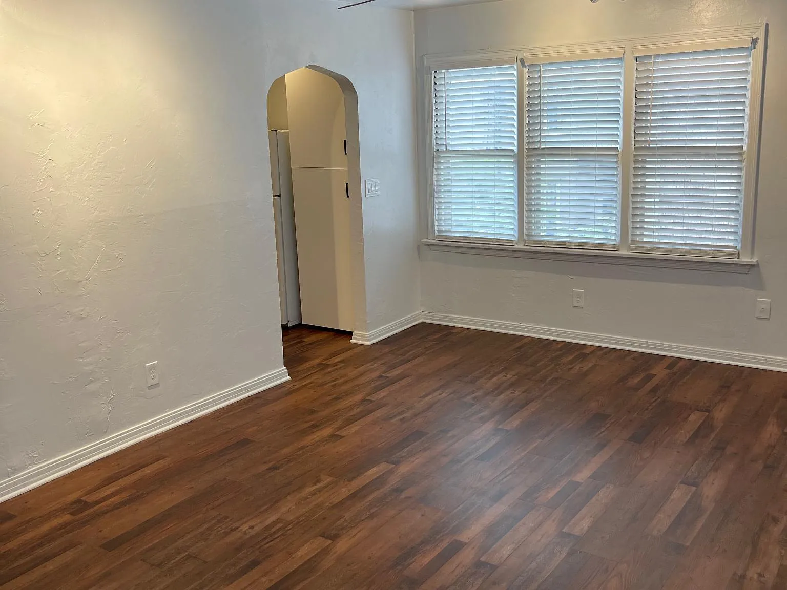 1 bed, 450 sqft, $820 — Photo 2