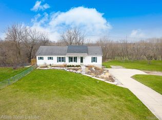 15034 Worden Rd, Holly, MI 48442