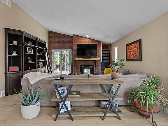 4th image of 5433 La Plata Cir