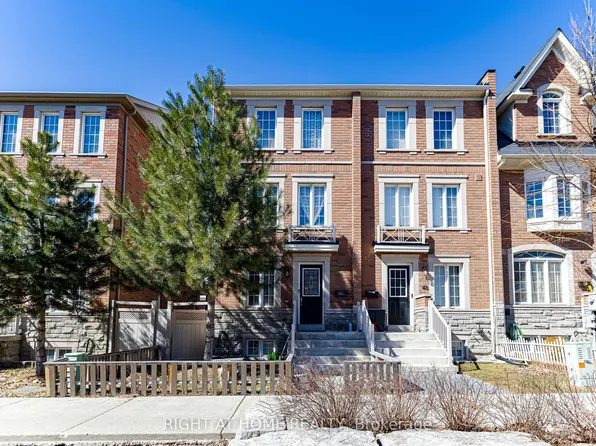 46 Odoardo Di Santo Cir, Toronto, ON M3L 0E7