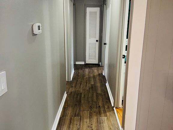 5th image of 909 Clarks Bluff Rd