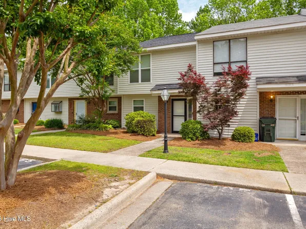 2185 Fox Run Drive, Kinston, NC 28504