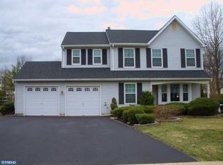 219 Chatham Pl, Lansdale, PA 19446