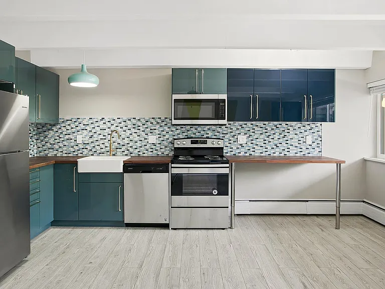 Marigold Apartments — Photo 7