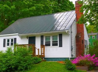 28 Vine St, Brattleboro, VT 05301