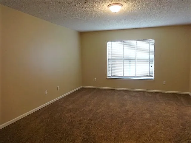 13491 W Ashford Wood Ct — Photo 9