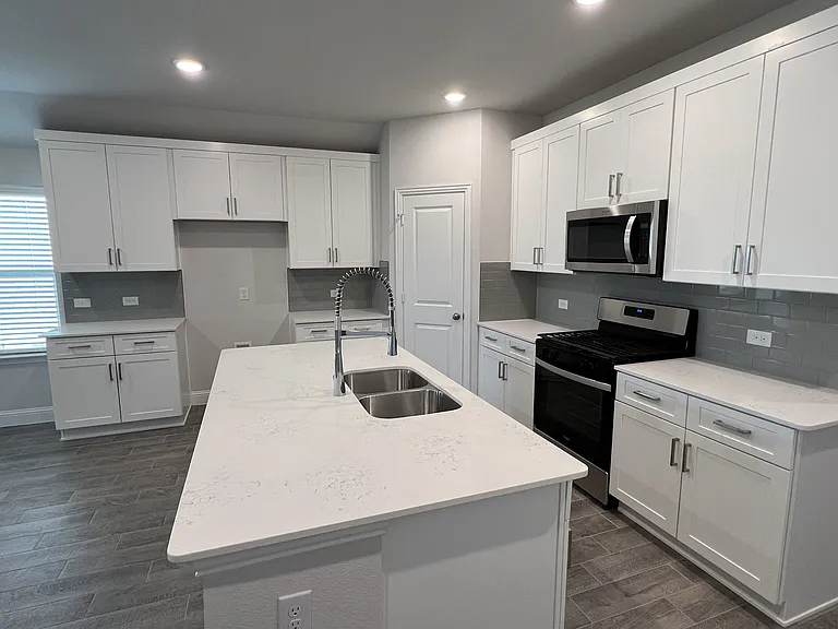 708 Palazzo Pl — Photo 5