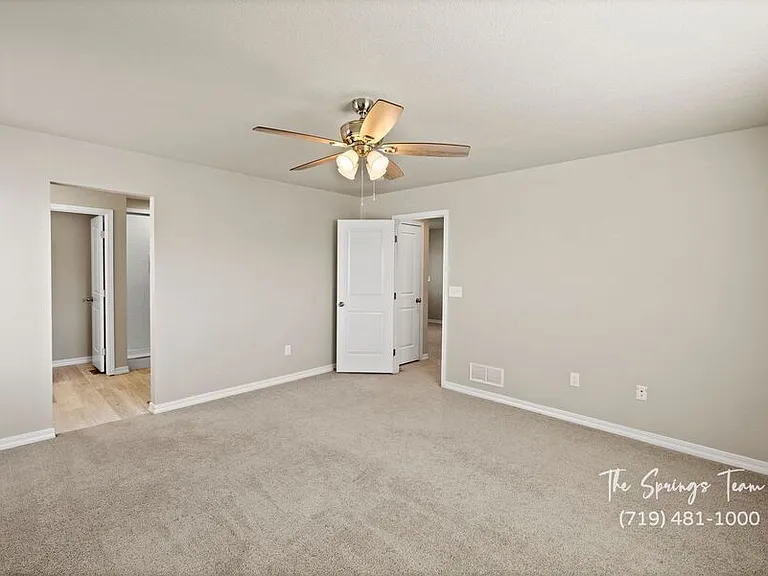 6093 Napa Dr — Photo 26