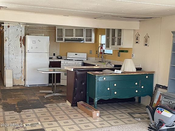 3rd image of 11425 E UNIVERSITY Drive #69