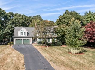 1 Macarthur Rd, Franklin, MA 02038