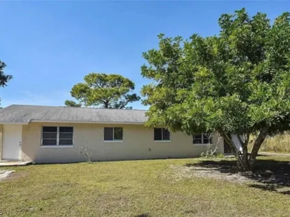 2175 Twin Brooks Rd, North Fort Myers, FL 33917