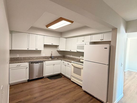 4th image of 16880 Edloytom Way APT 140