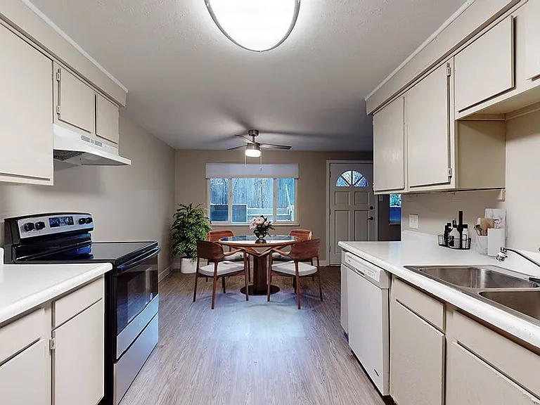 Bike Trail Apartments — Photo 1