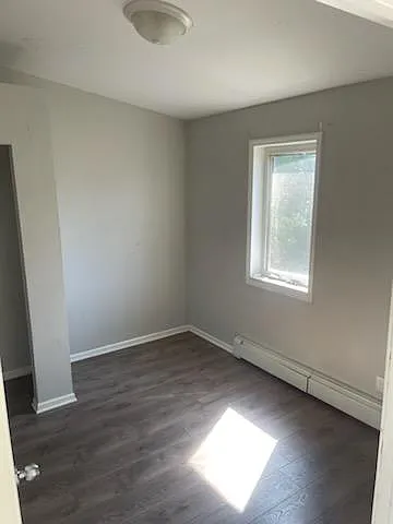 2 bed, 750 sqft, $995 — Photo 3