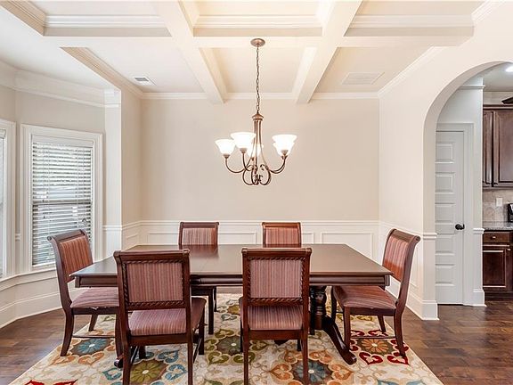 4th image of 309 Pennant Ln