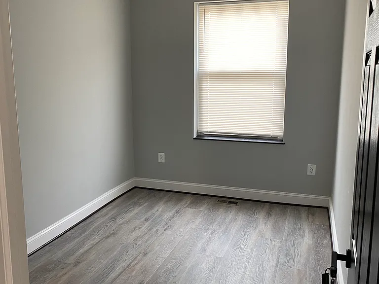 3523 Edmondson Ave — Photo 4