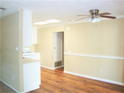 2759 College Blvd — Photo 2