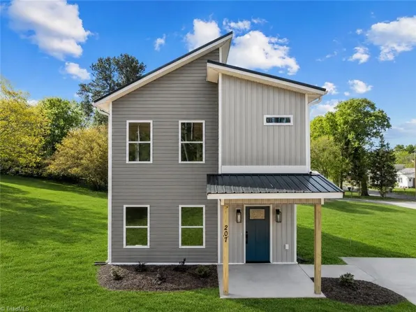 207 E Parker St, Graham, NC 27253