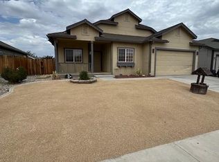 1050 Aster Ln, Fernley, NV