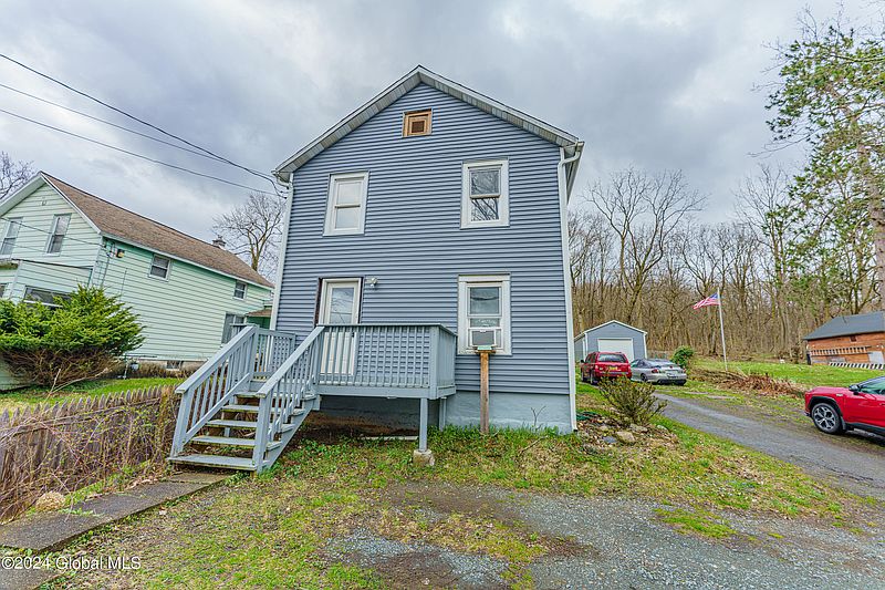 2nd image of 807 7th Avenue