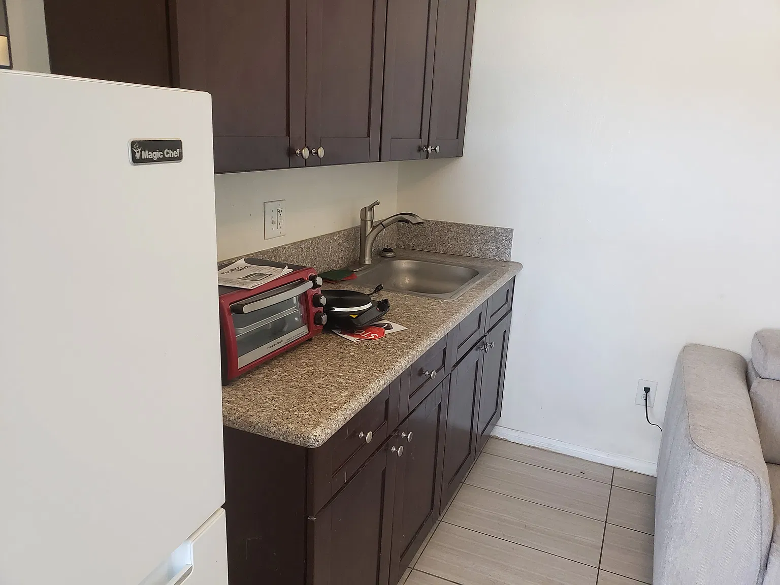 1 bed, 450 sqft, $950 — Photo 3