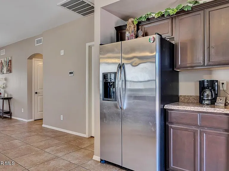 12921 Hueco Cave Dr — Photo 17