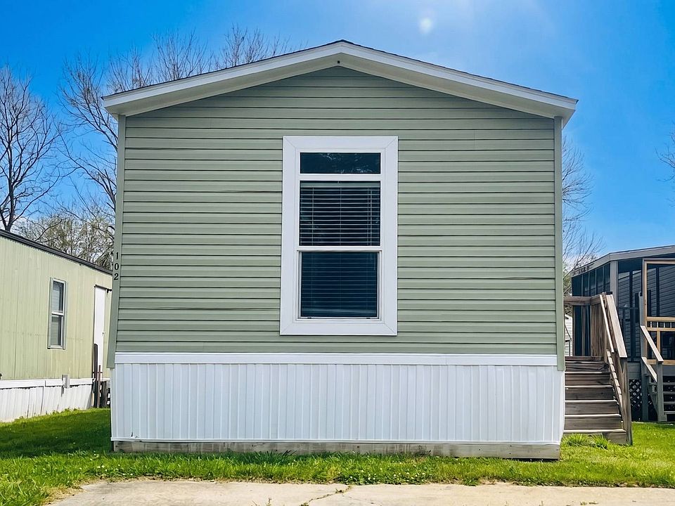 1st image of 18733 Samuels Rd #102