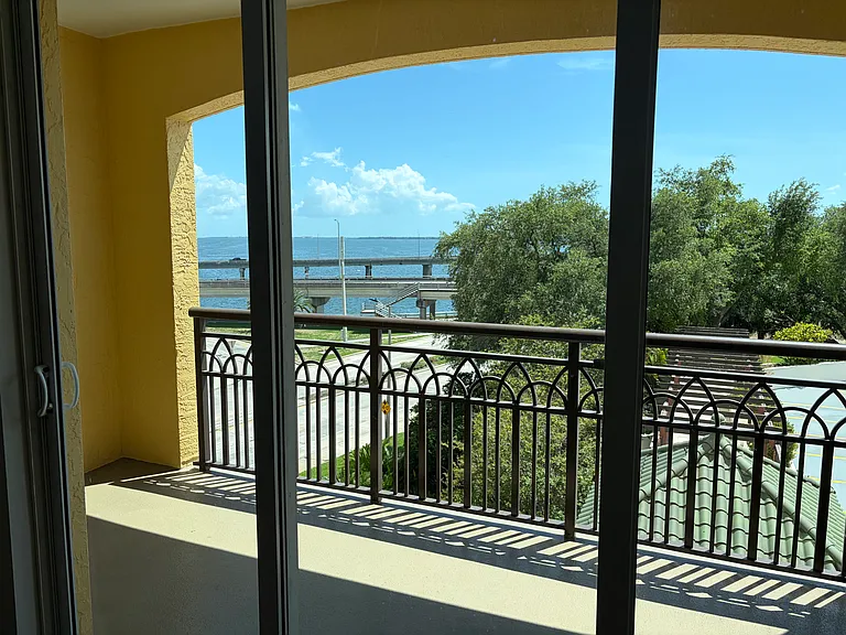 345 Bayshore Blvd #413 — Photo 6