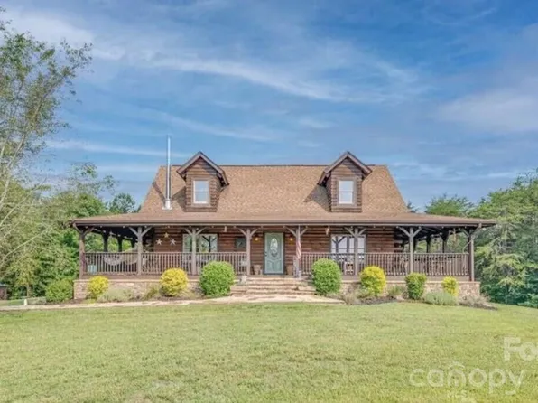 4551 Lake Adger Pkwy, Mill Spring, NC 28756