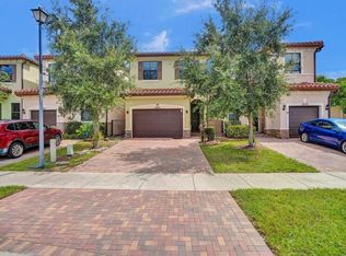 5804 NW 46th Ln, Tamarac, FL 33319